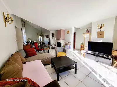 Maison, 260 m²
