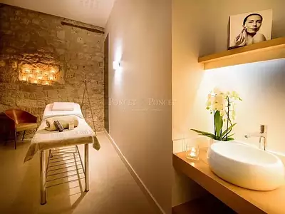 Maison, 850 m²