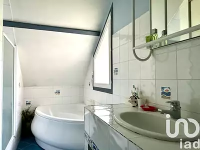Maison, 228 m²