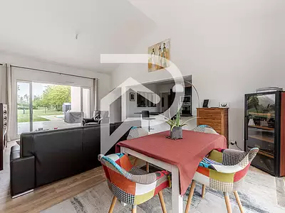 Maison, 144 m²