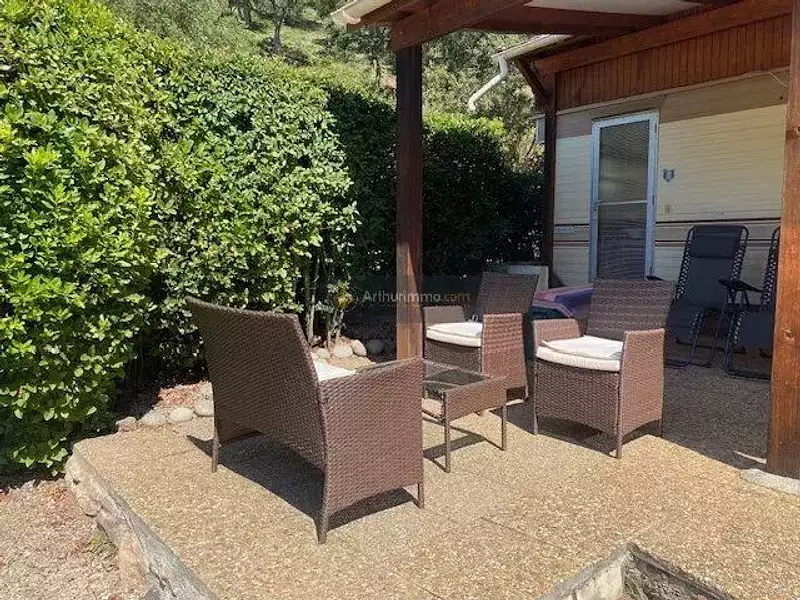 Terrain, 248 m²