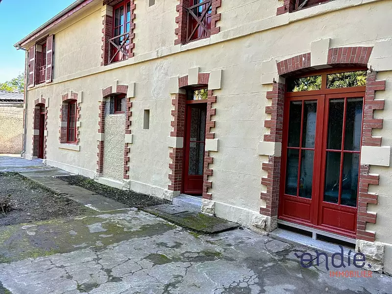 Appartement, 160 m²