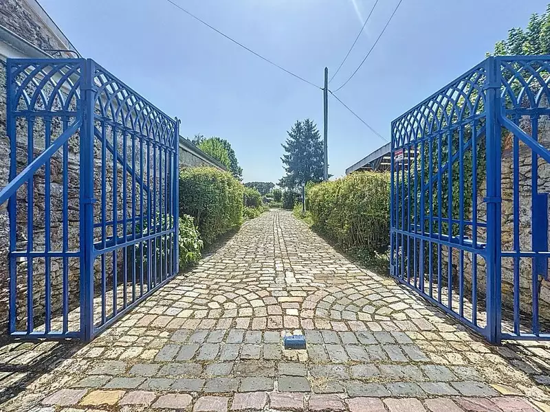 Maison, 260 m²