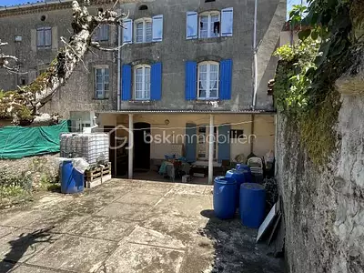 Maison, 185 m²