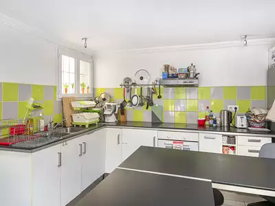 Immeuble, 200 m²