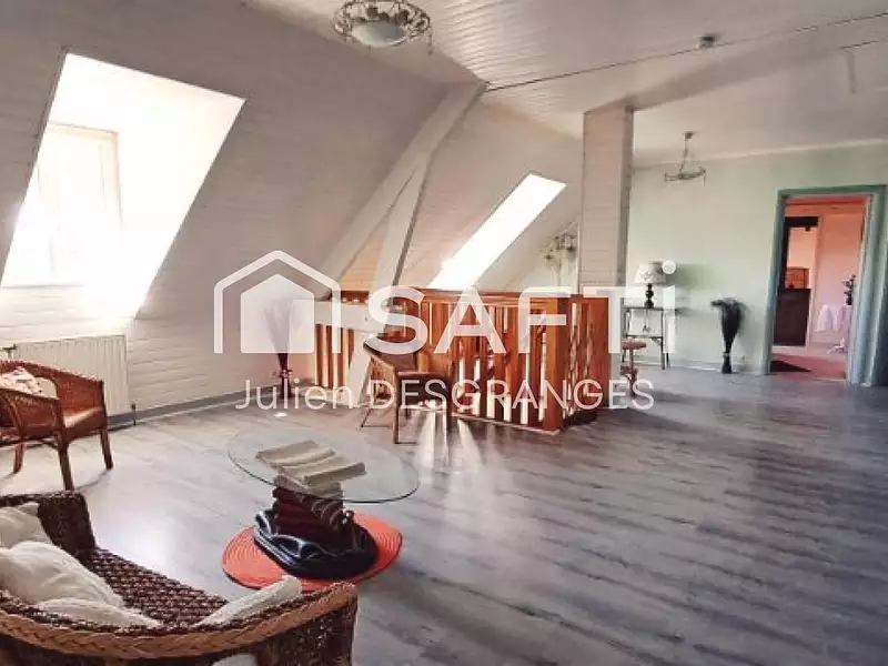 Maison, 355 m²