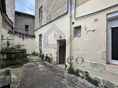 Immeuble, 311 m²