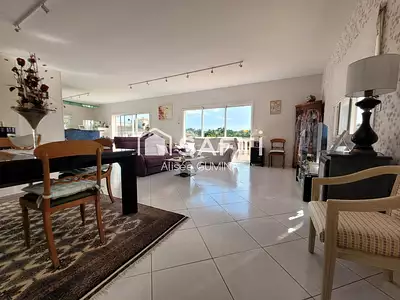 Maison, 300 m²