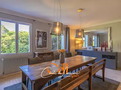 Maison, 167 m²