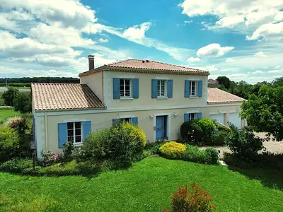 Maison, 208 m²