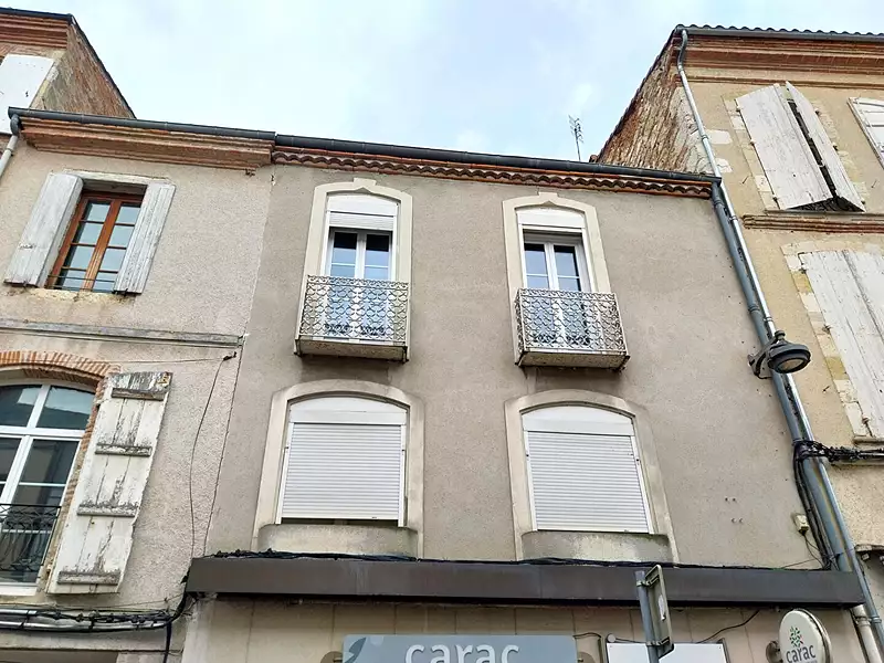 Immeuble, 200 m²