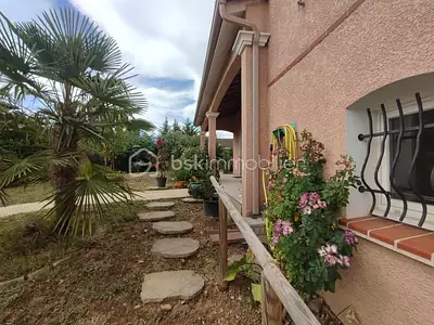 Maison, 141 m²