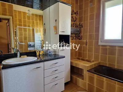 Maison, 115 m²