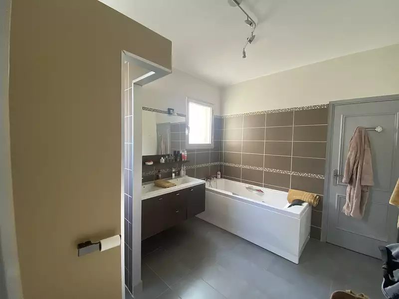 Divers, 195 m²