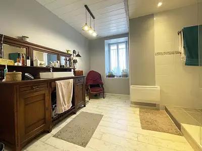 Maison, 700 m²