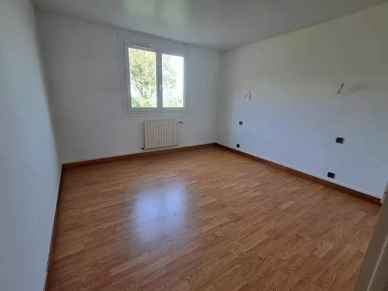 Maison, 185 m²