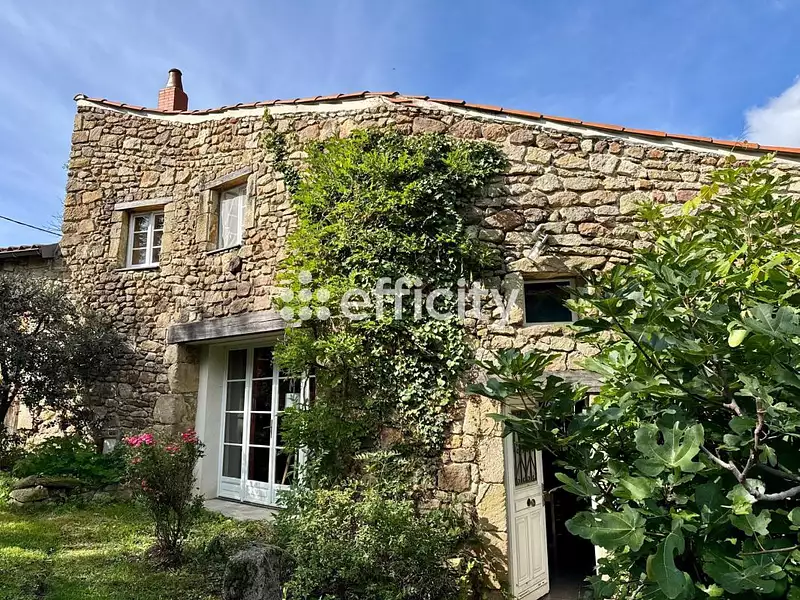 Maison, 338 m²
