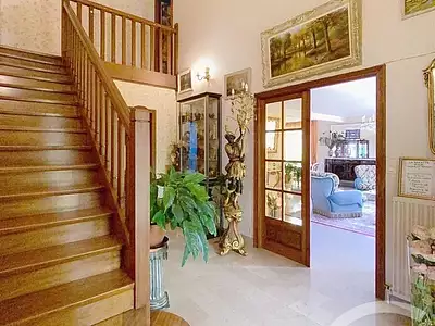 Maison, 215 m²
