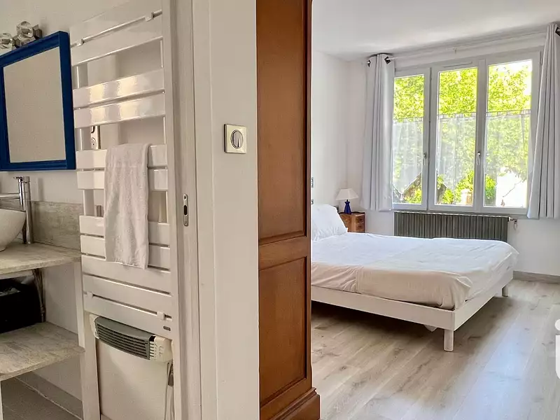 Immeuble, 130 m²