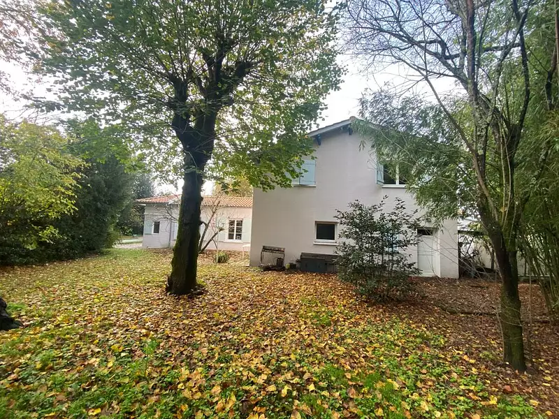Maison, 204 m²