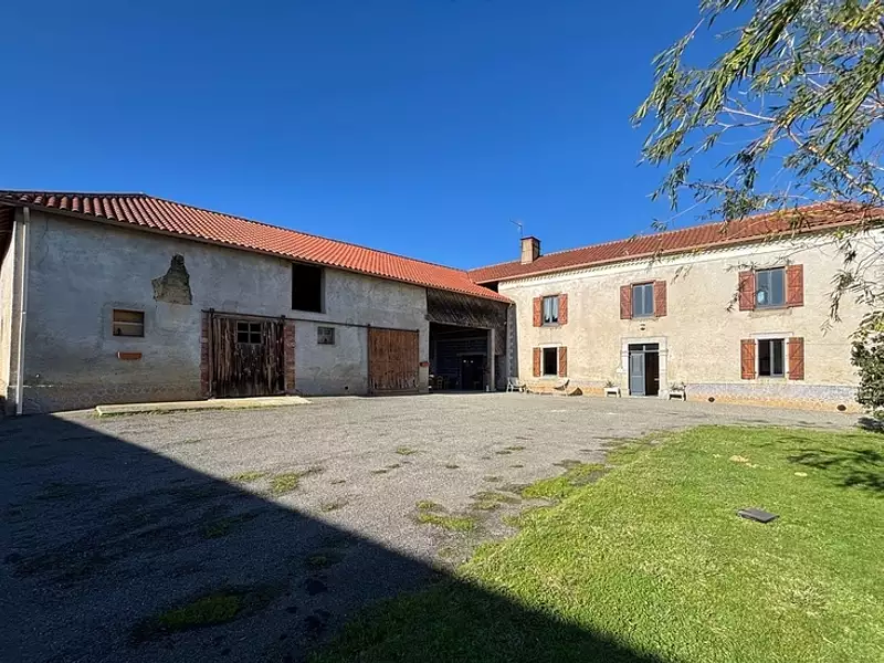Maison, 180 m²