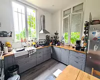 Maison, 240 m²