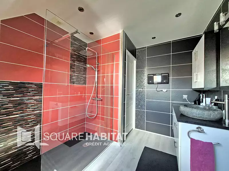 Maison, 94 m²
