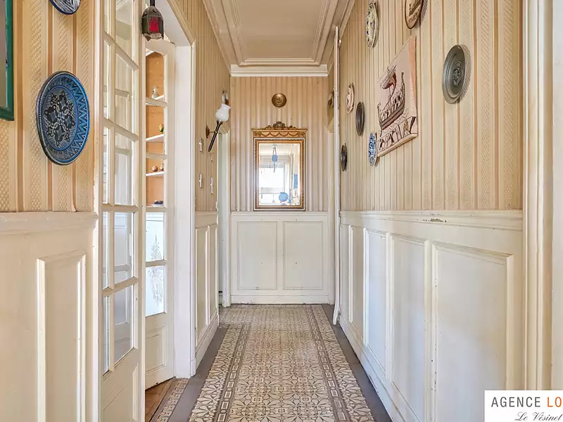 Maison, 210 m²