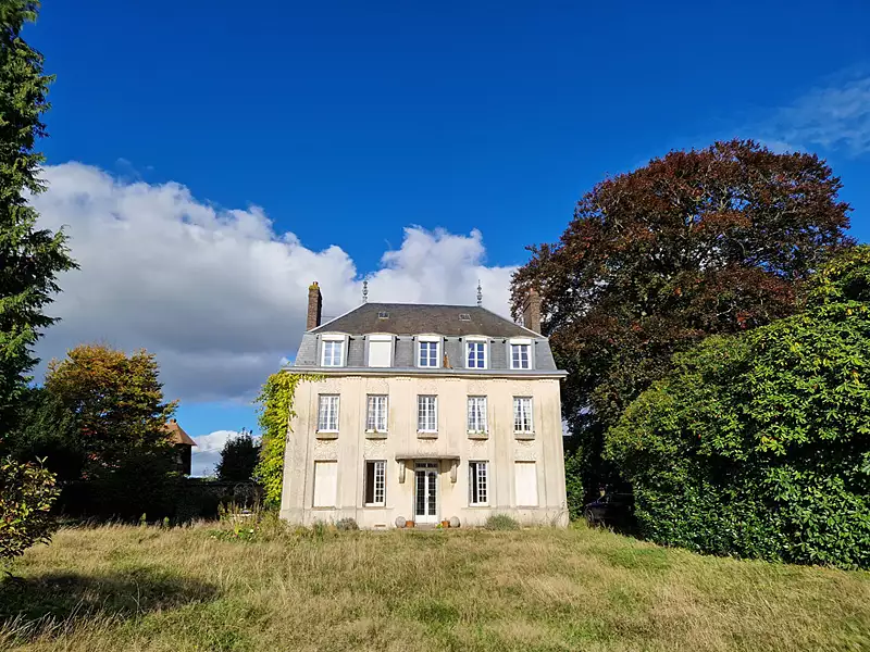 Maison, 275 m²