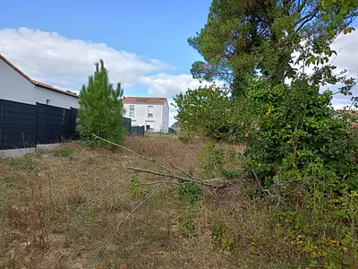 Terrain, 552 m²