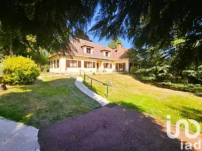 Maison, 225 m²