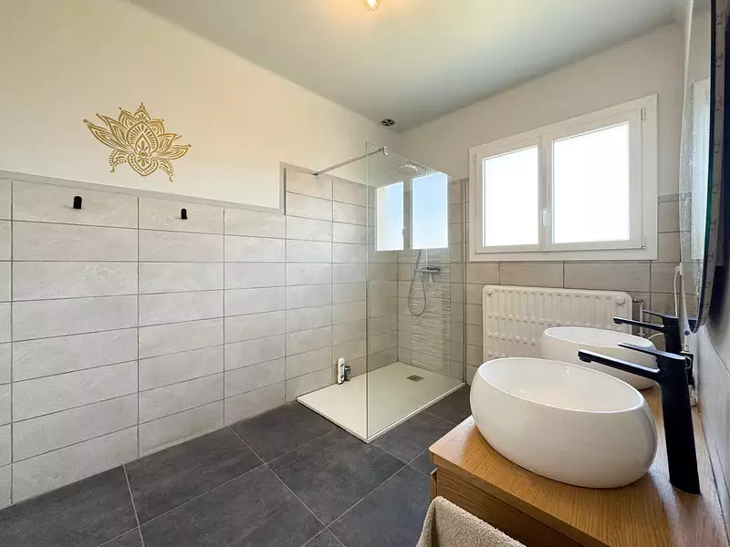 Maison, 157 m²