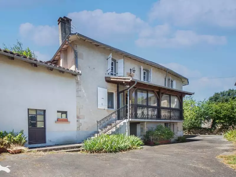 Maison, 282 m²