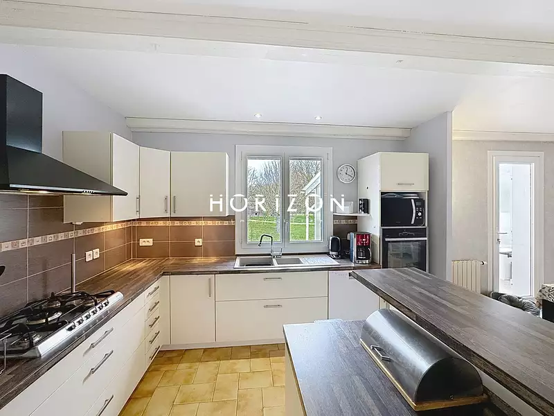 Maison, 186 m²