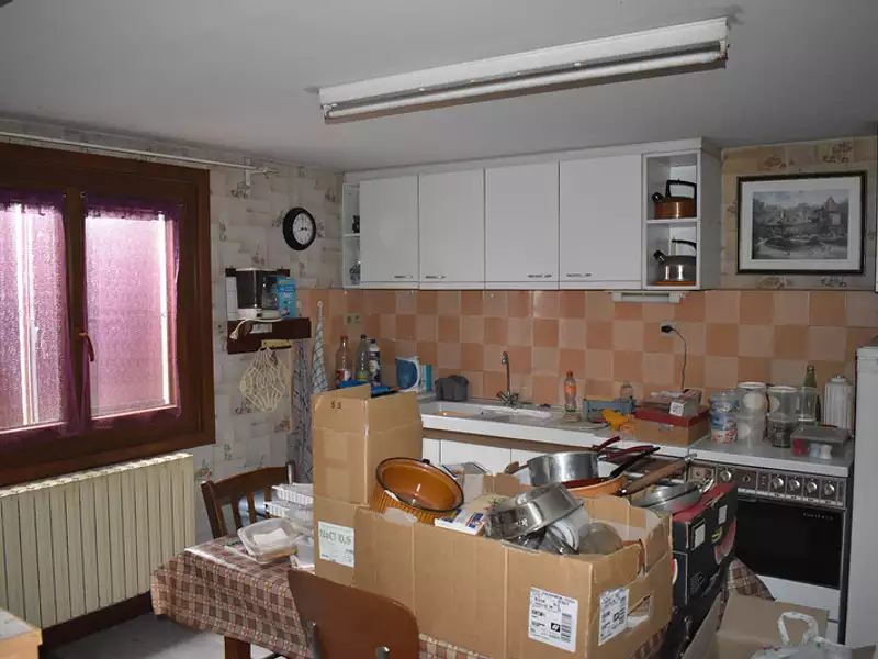 Maison, 240 m²