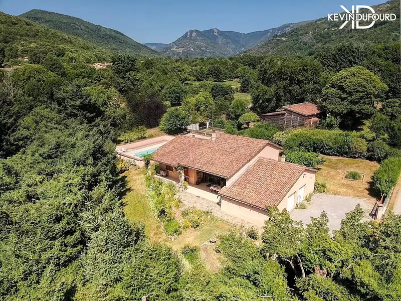 Maison, 170 m²