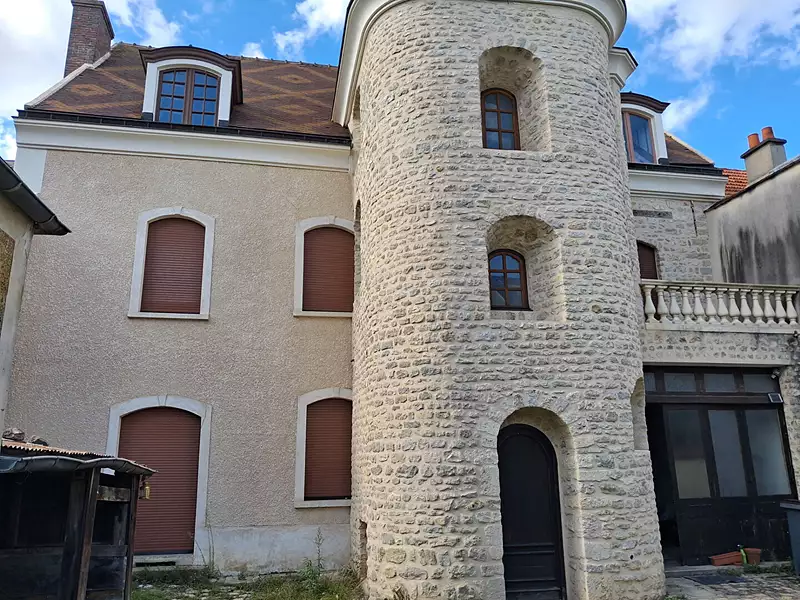 Maison, 270 m²