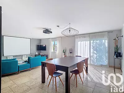 Maison, 220 m²