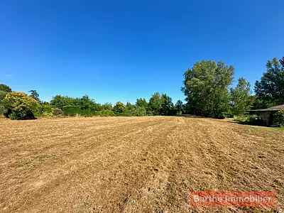 Terrain, 2 326 m²