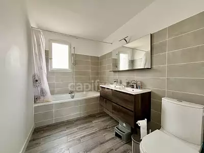 Maison, 105 m²