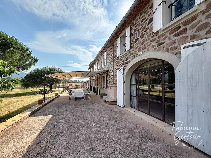 Maison, 419 m²