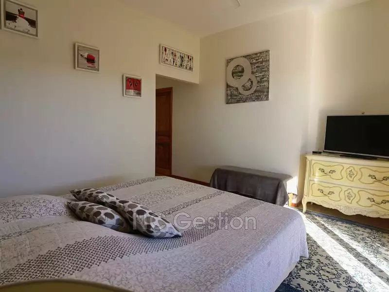 Maison, 334 m²