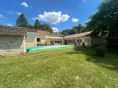 Maison, 210 m²