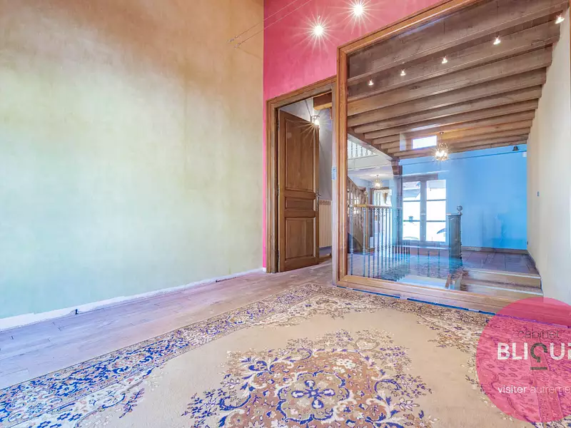 Maison, 375 m²