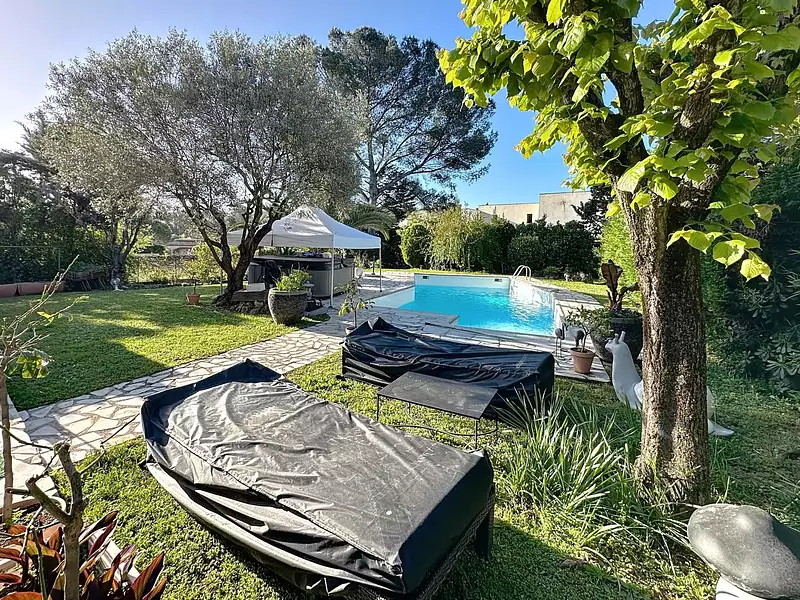 Maison, 140 m²
