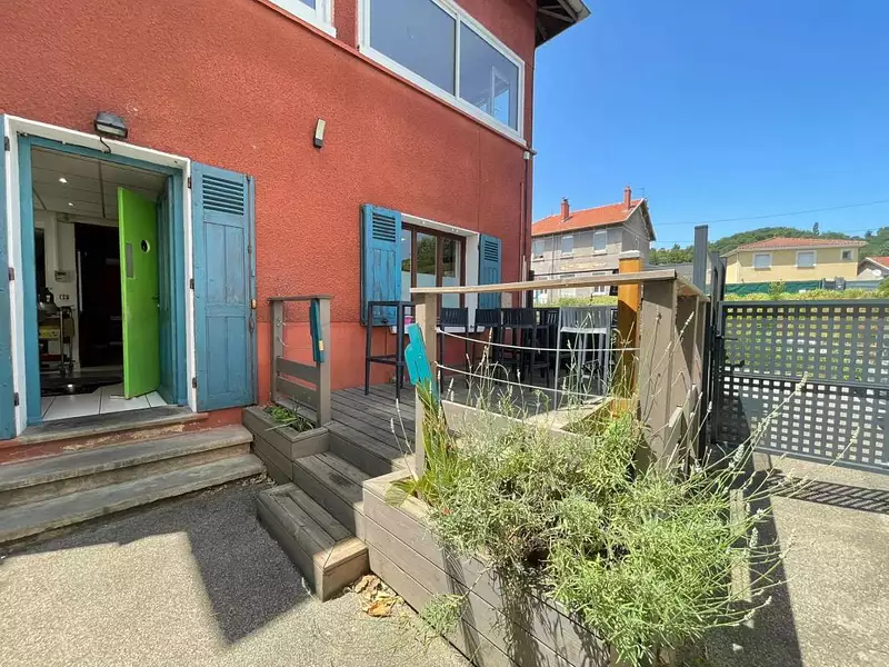 Immeuble, 70 m²