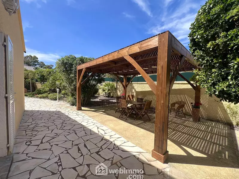 Maison, 156 m²