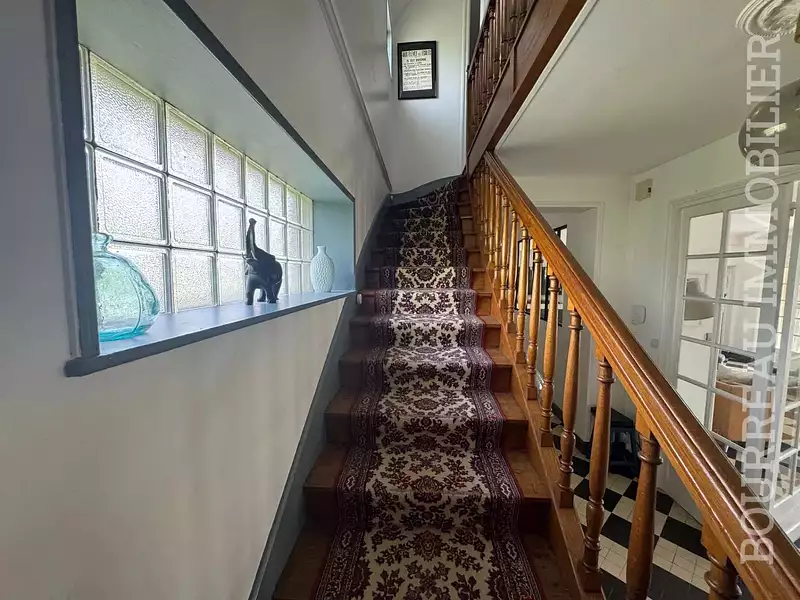 Maison, 251 m²