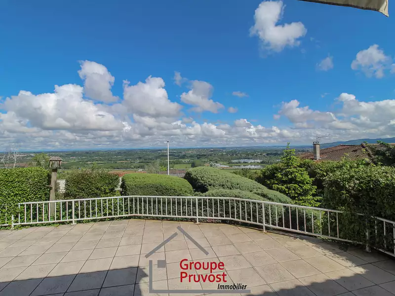 Maison, 280 m²