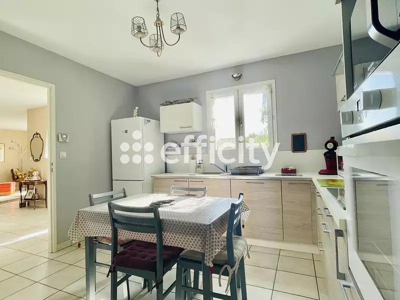 Maison, 90 m²